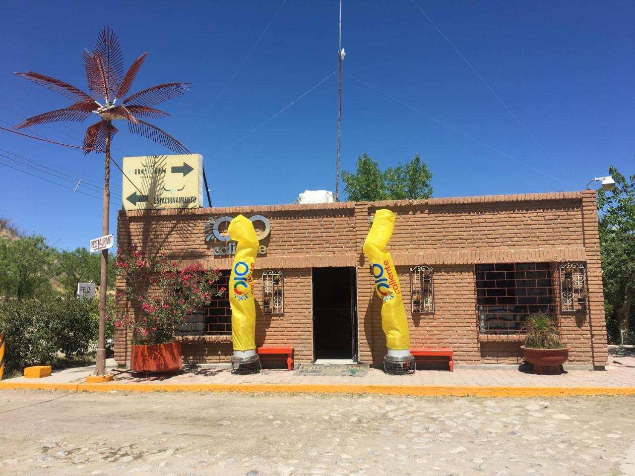 Hotel Y Balneario Ojo Caliente Camargo Exterior photo